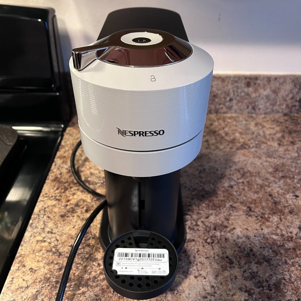 Nespresso Machine - Picture 2 of 10